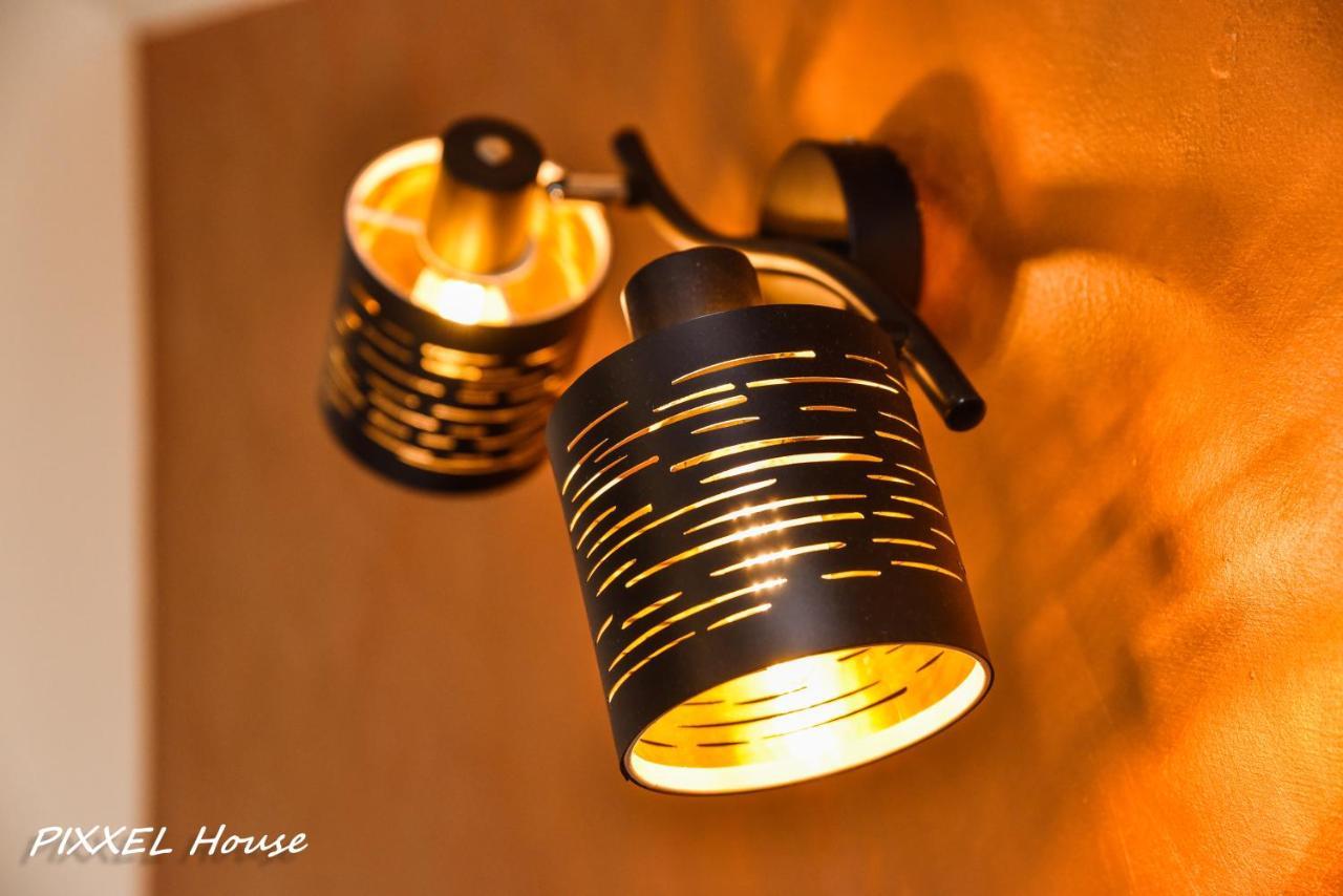 Pixxel House Hotell Moeciu De Sus Eksteriør bilde