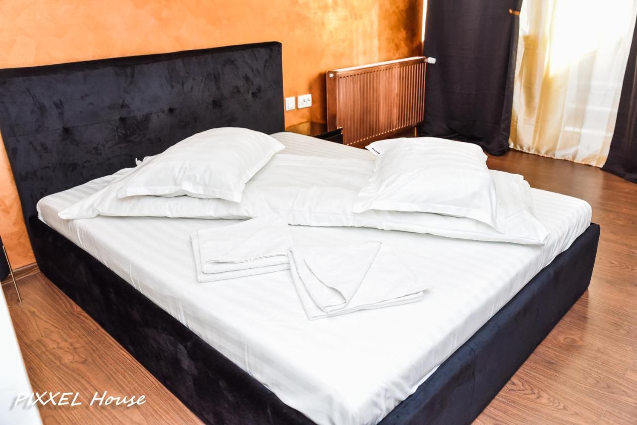 Pixxel House Hotell Moeciu De Sus Eksteriør bilde
