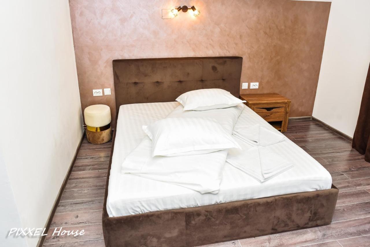 Pixxel House Hotell Moeciu De Sus Eksteriør bilde