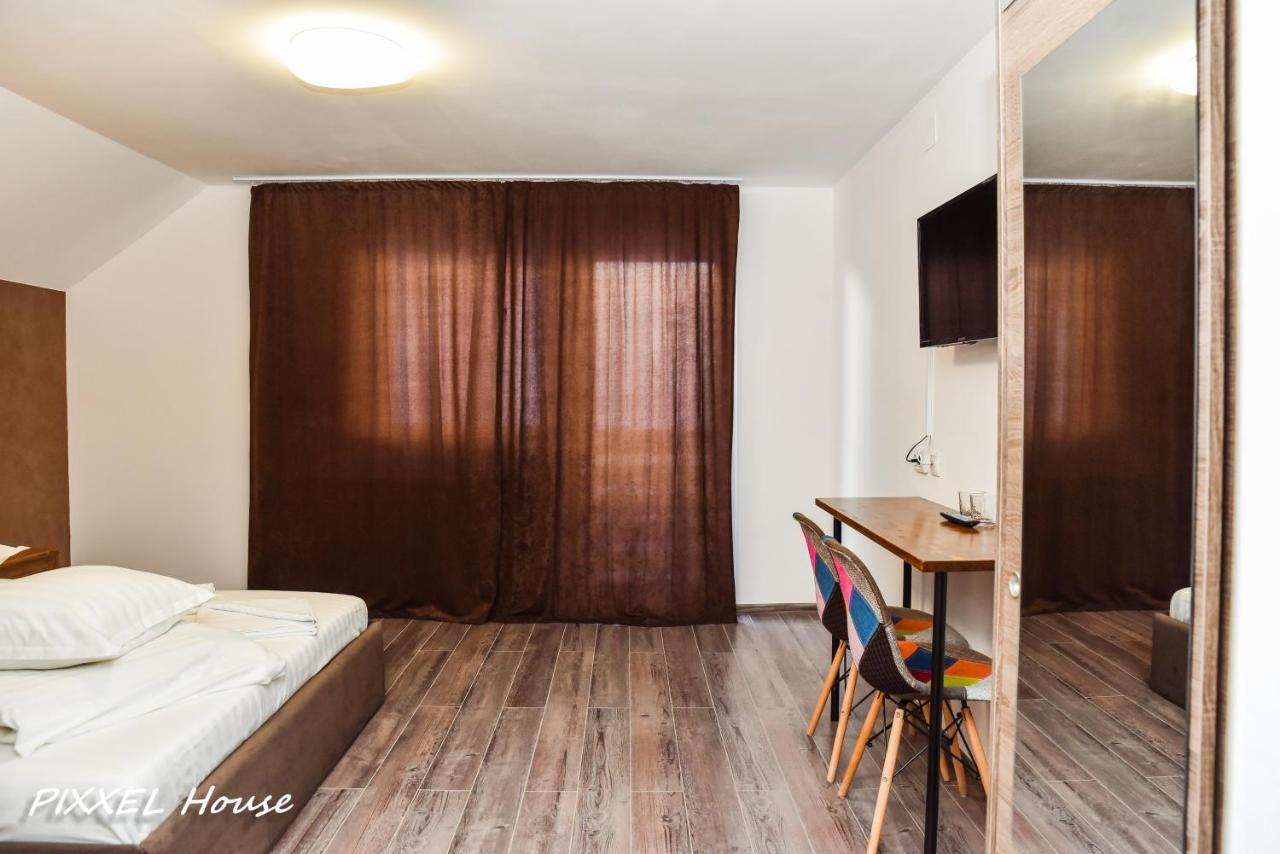 Pixxel House Hotell Moeciu De Sus Eksteriør bilde