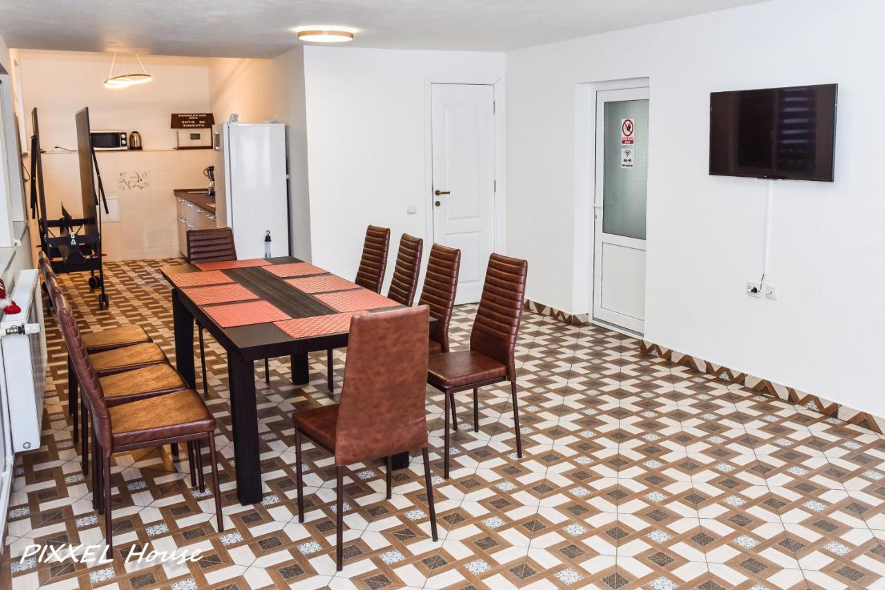 Pixxel House Hotell Moeciu De Sus Eksteriør bilde